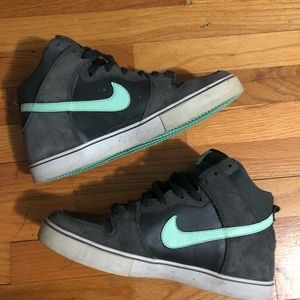 Nike Dunk High LR “Anthracite Mint Grey”